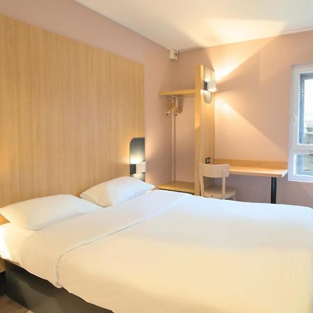 B&B Hotel Dreux Centre Bagian luar foto