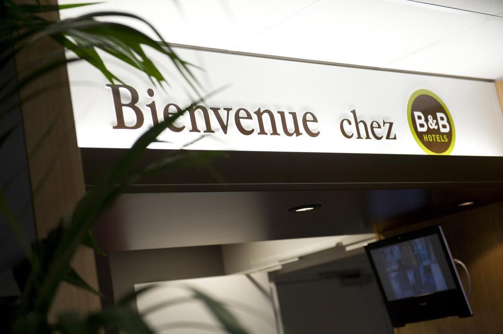 B&B Hotel Dreux Centre Bagian luar foto