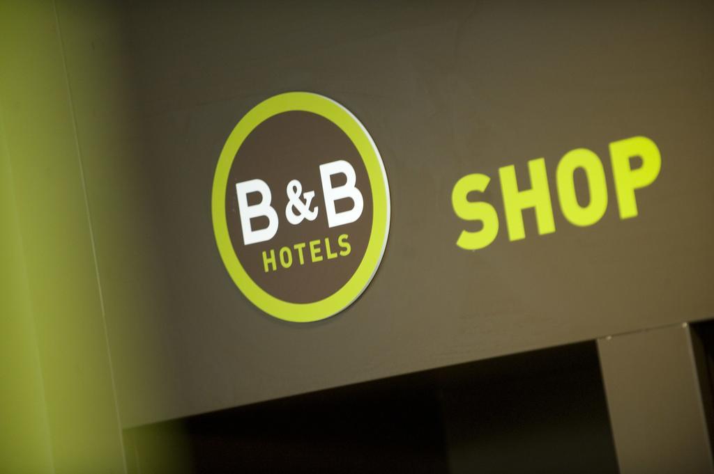 B&B Hotel Dreux Centre Bagian luar foto